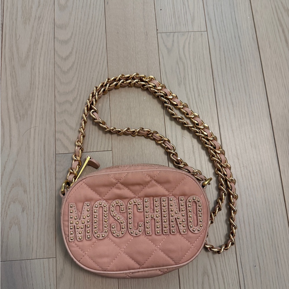Moschino Blush Quilted Crossbody Bag with Gold Chain